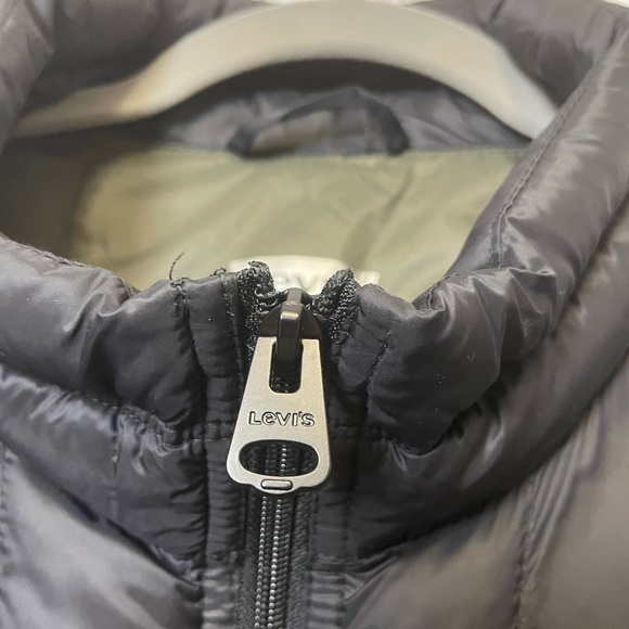 Levi’s Black Men’s Quilted  Puffer Jacket Red tab Logo Size XXL - Picture 13 of 16